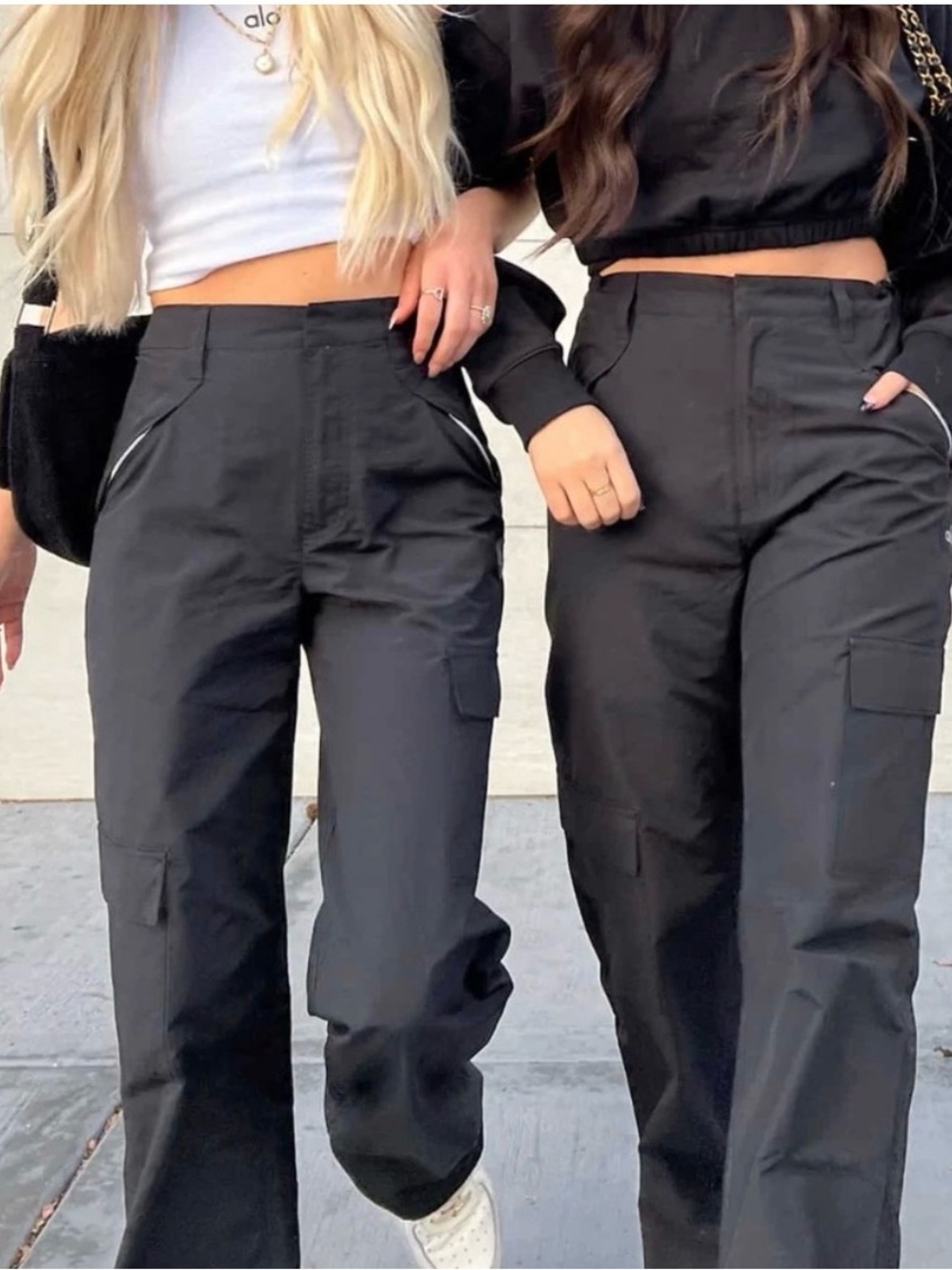 ALO Yoga Black Straight-Leg Cargo Pants with High Waist